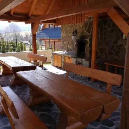 Family - Drevenica Lipa *