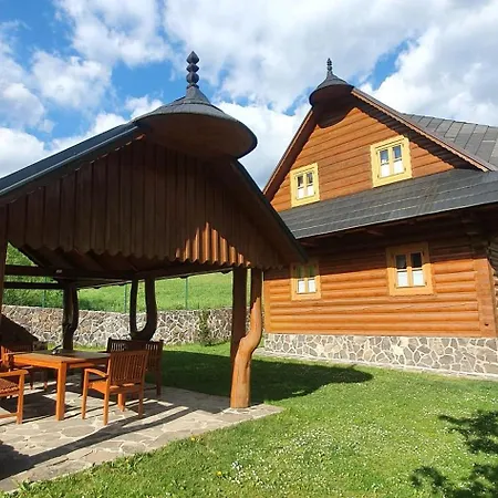 Family - Drevenica Lipa Chalet *
